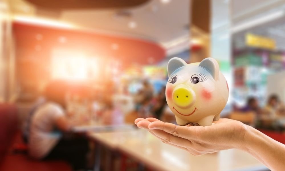 7 Innovative Ways Restaurants Can Save Money